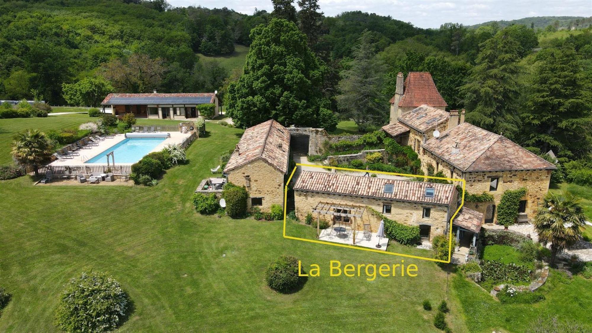 Domaine De Cournet Haut, A 17Th Century Property Set On A Calm, Idyllic Domain With Pool, Tennis, Bikes And More Les Vauries Номер фото