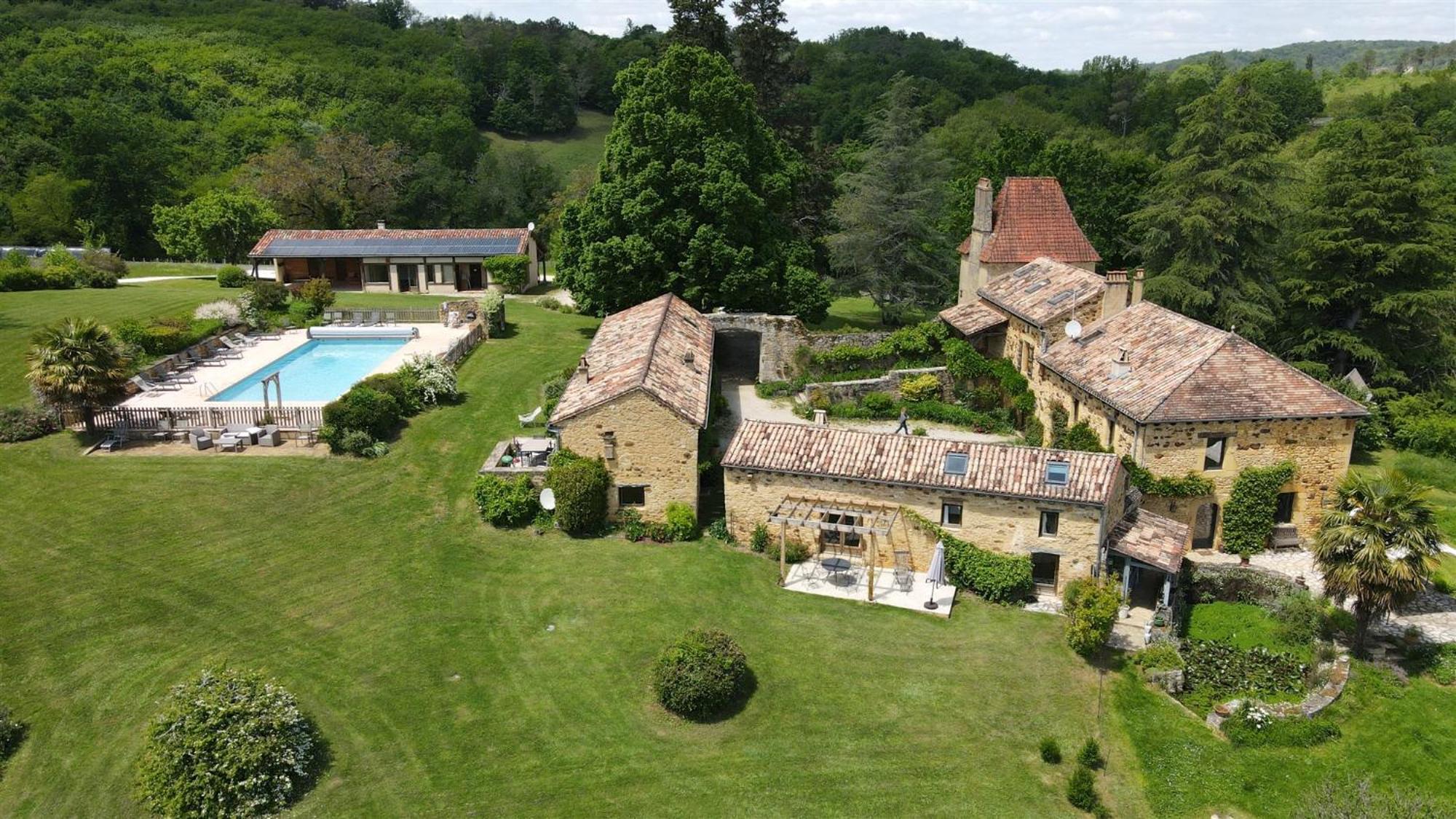 Domaine De Cournet Haut, A 17Th Century Property Set On A Calm, Idyllic Domain With Pool, Tennis, Bikes And More Les Vauries Экстерьер фото