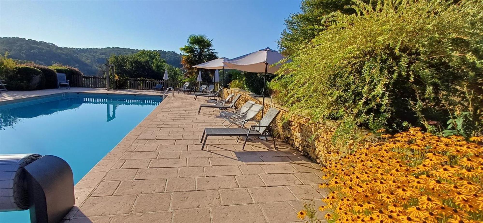 Domaine De Cournet Haut, A 17Th Century Property Set On A Calm, Idyllic Domain With Pool, Tennis, Bikes And More Les Vauries Экстерьер фото