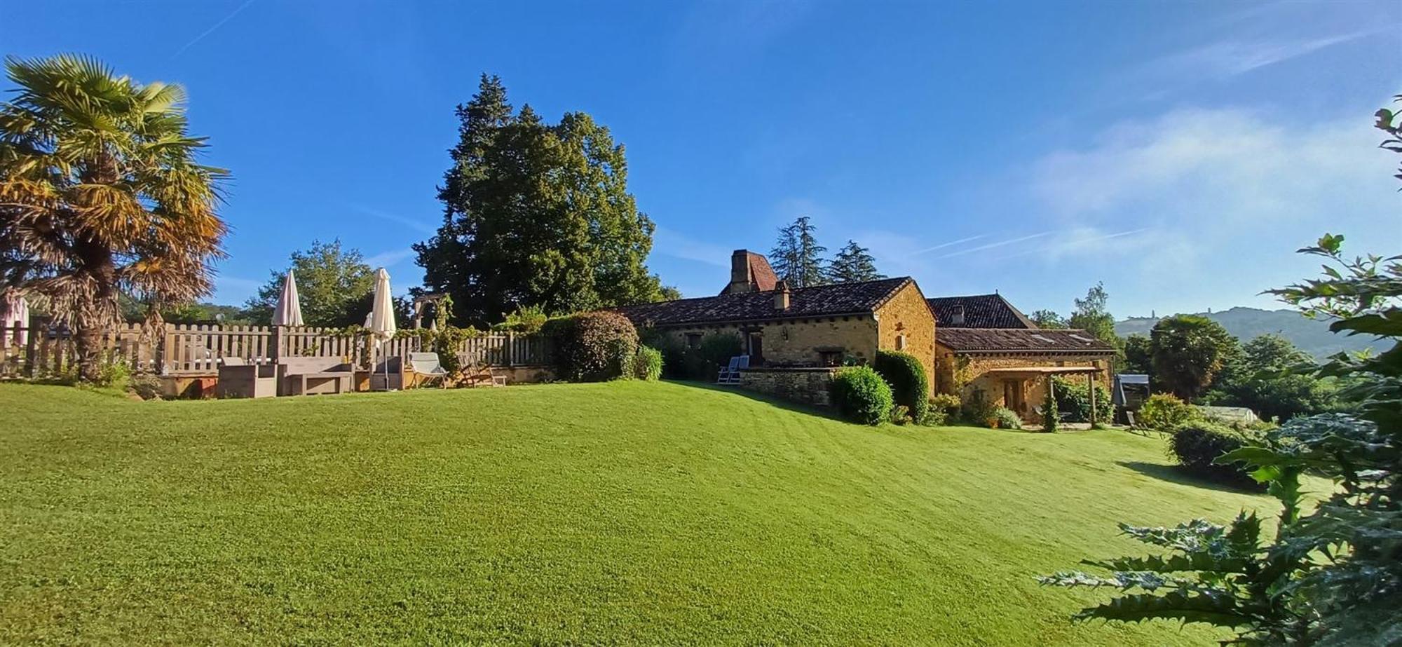 Domaine De Cournet Haut, A 17Th Century Property Set On A Calm, Idyllic Domain With Pool, Tennis, Bikes And More Les Vauries Экстерьер фото